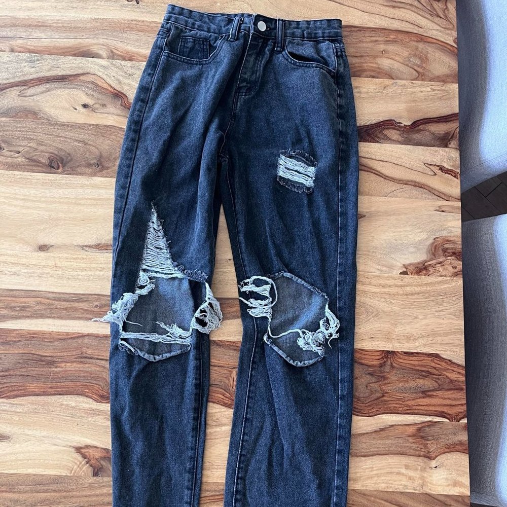 Black Ripped Jeans